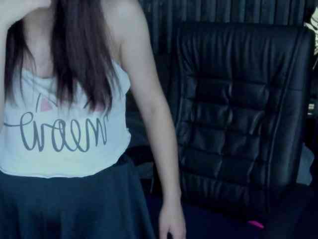 Livia-Shy Livia-Shy