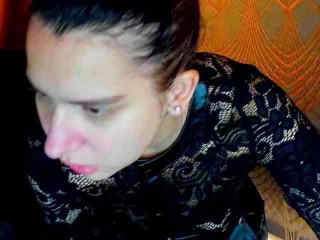 Livia-Shy webcam