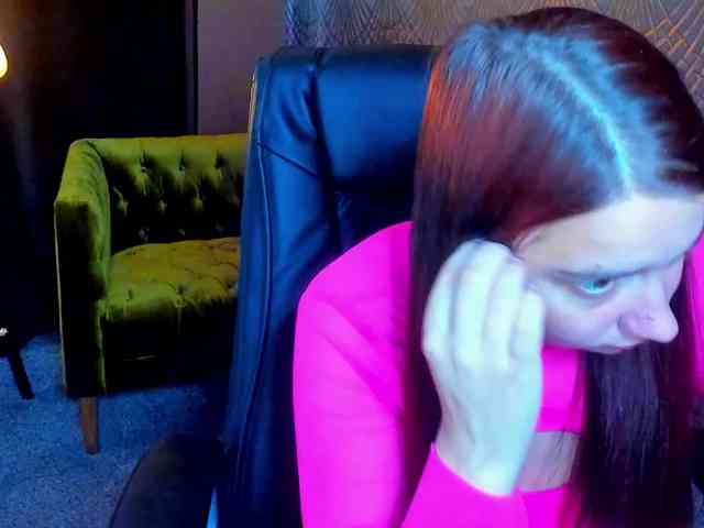 Livia-Shy webcam