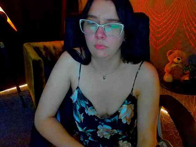 Livia-Shy