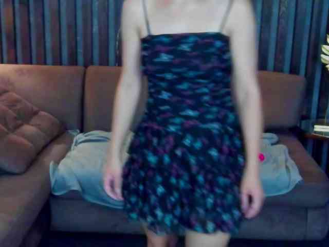 Livia-Shy webcam
