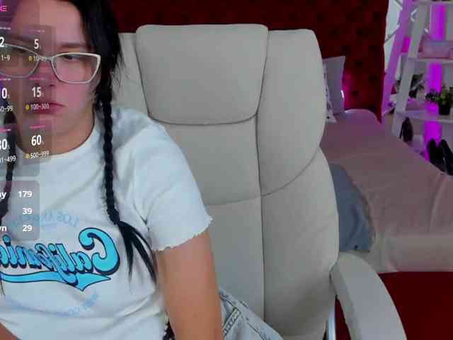Livia-Shy webcam