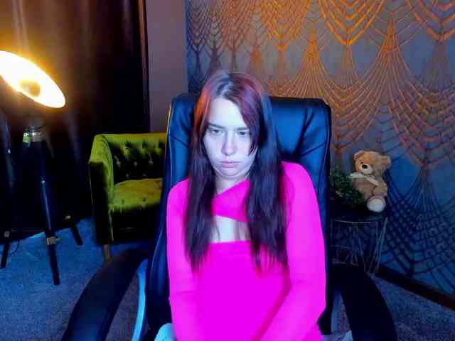 livia-shy's live room