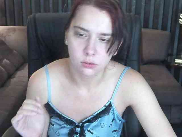 Livia-Shy webcam