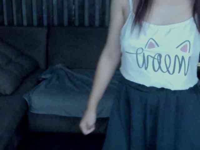 Livia-Shy webcam