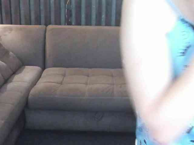 Livia-Shy webcam