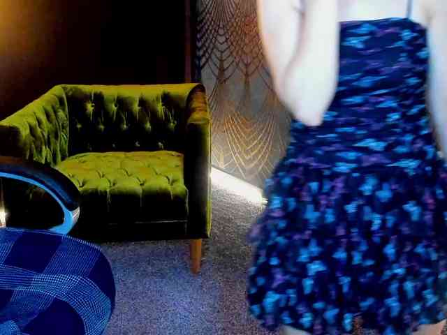 Livia-Shy Livia-Shy