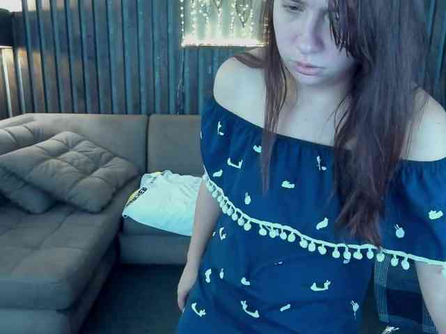 Livia-Shy webcam