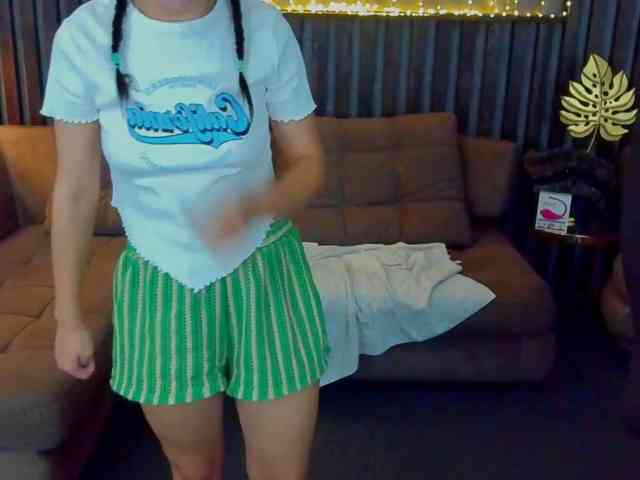Livia-Shy