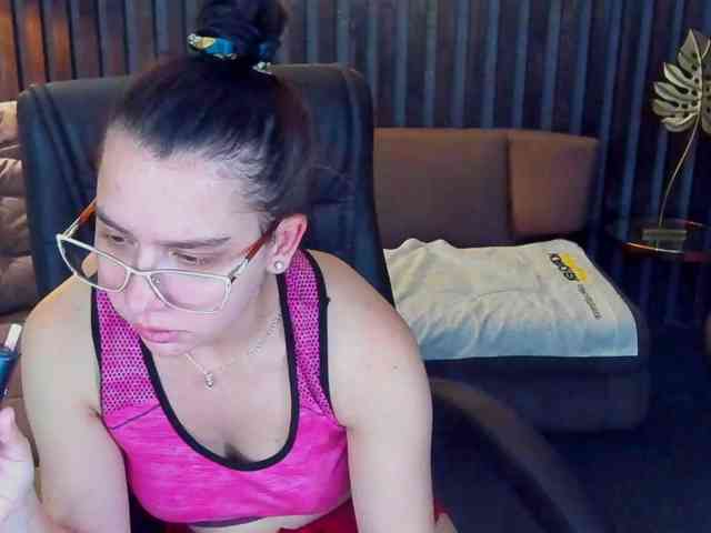 Livia-Shy webcam