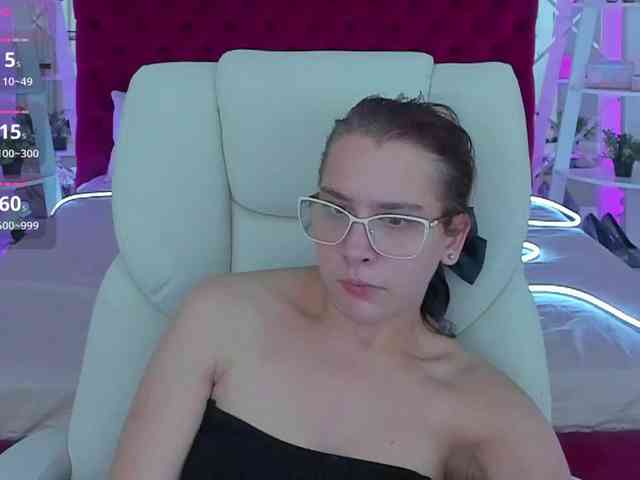 Livia-Shy webcam