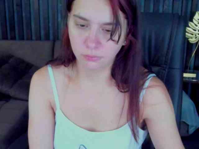 Livia-Shy webcam