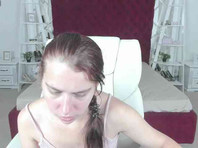 Livia-Shy webcam