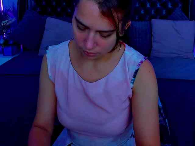 Livia-Shy webcam