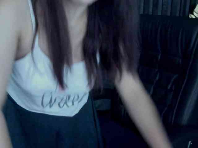 Livia-Shy webcam