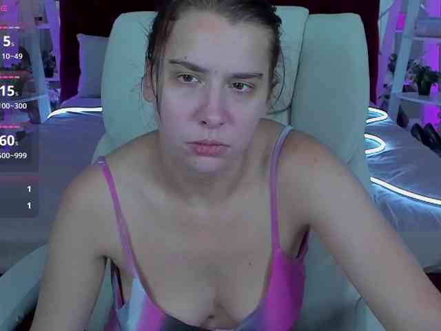 Livia-Shy webcam