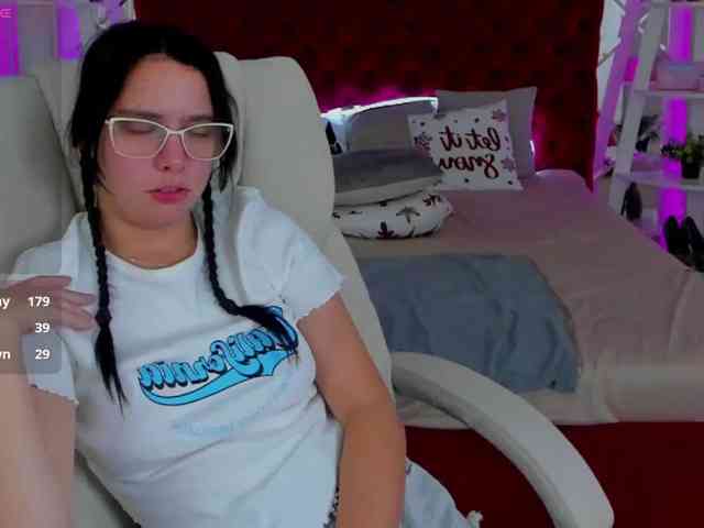 Livia-Shy webcam