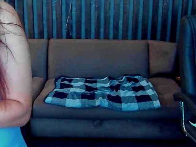 Livia-Shy webcam