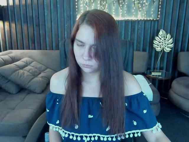 Livia-Shy webcam