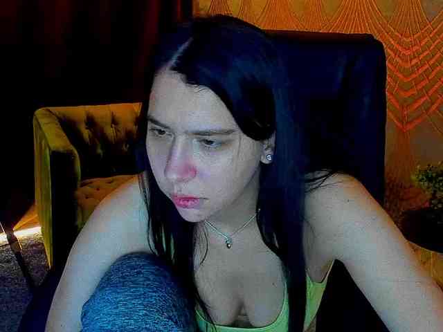 Livia-Shy webcam