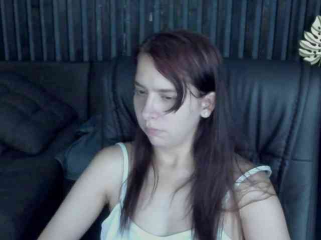 Livia-Shy webcam