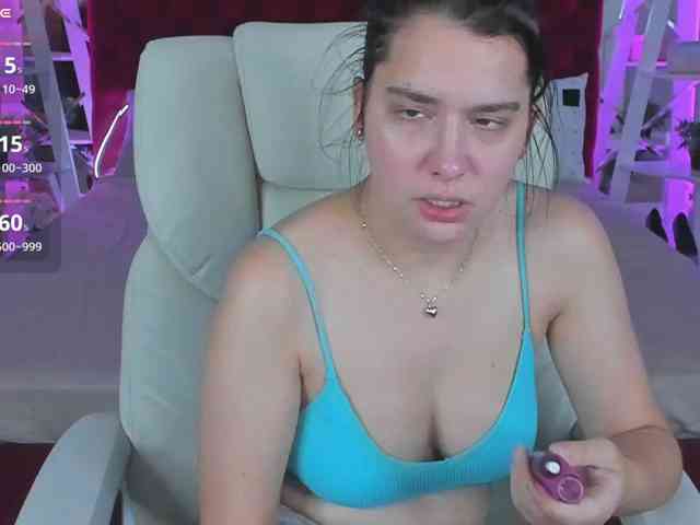 Livia-Shy