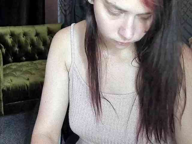 Livia-Shy webcam