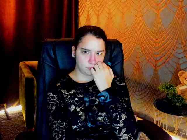 Livia-Shy webcam