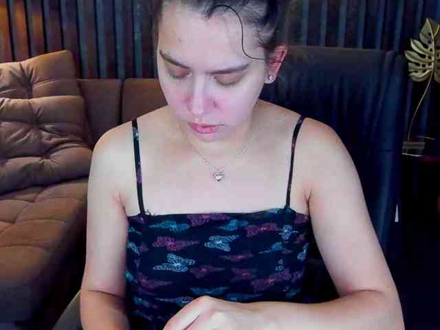 Livia-Shy webcam