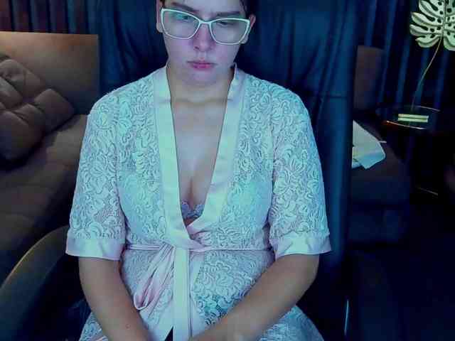 Livia-Shy's webcam live show