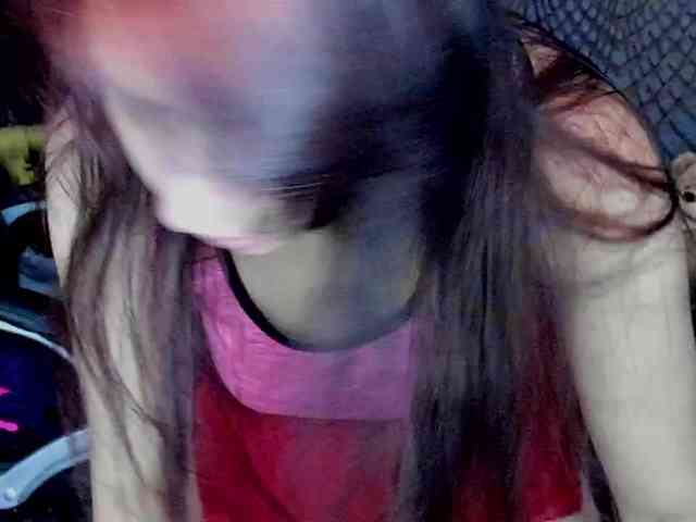 Livia-Shy webcam