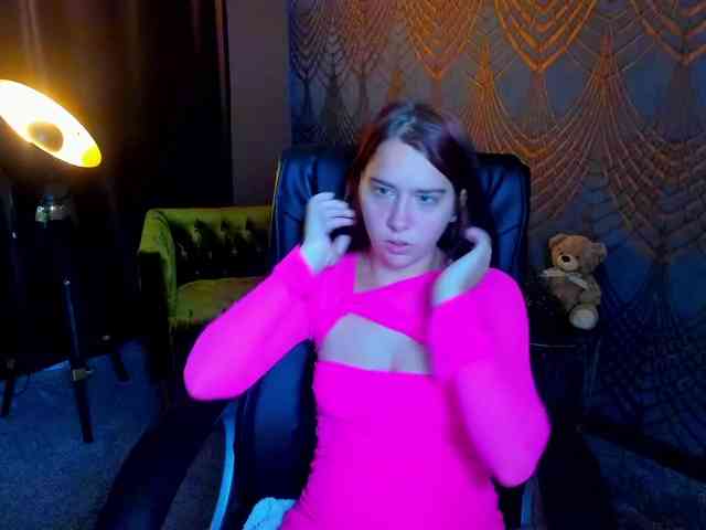 Livia-Shy webcam