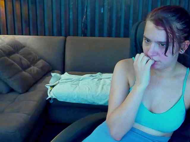 Livia-Shy webcam