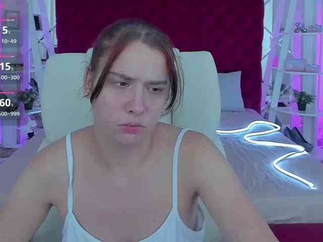 Livia-Shy webcam