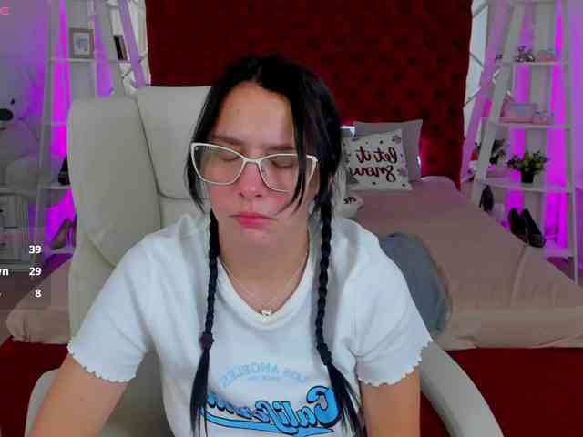 Livia-Shy webcam