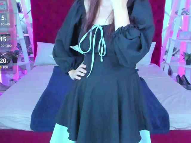 Livia-Shy webcam