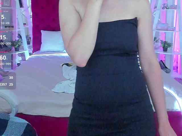 Livia-Shy webcam