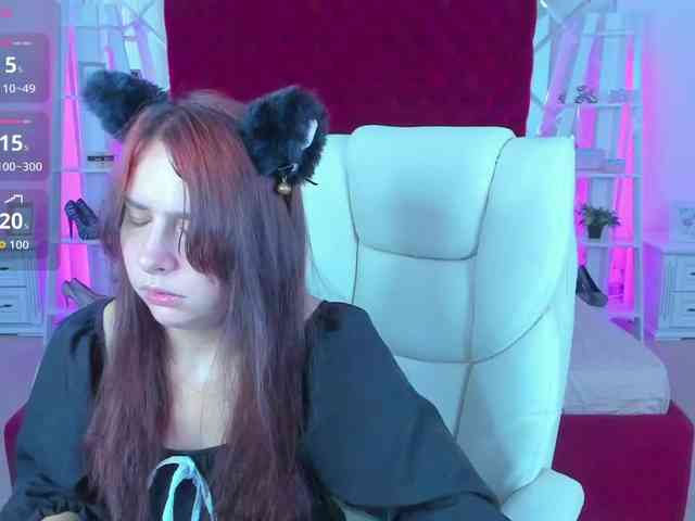 Livia-Shy webcam