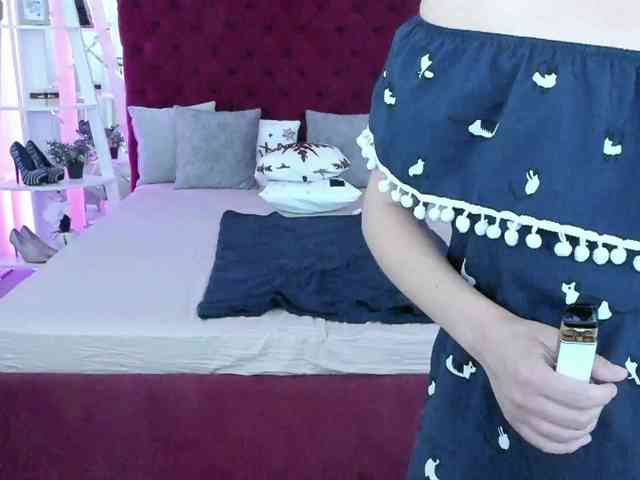 Livia-Shy Livia-Shy