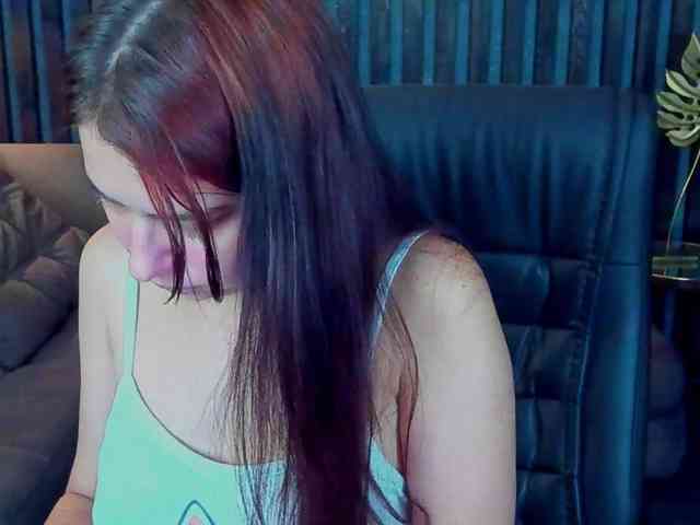 Livia-Shy webcam