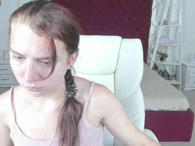 Livia-Shy webcam
