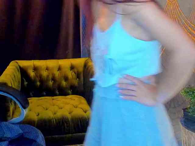 Livia-Shy webcam