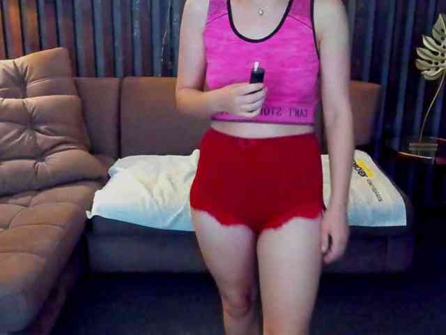 Livia-Shy webcam