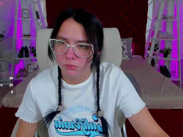 Livia-Shy webcam