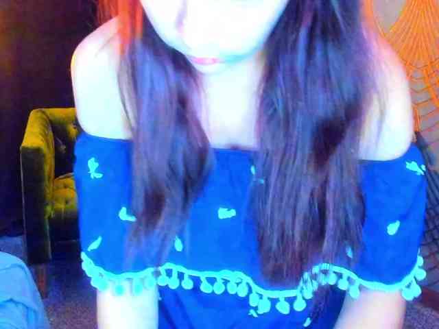Livia-Shy webcam