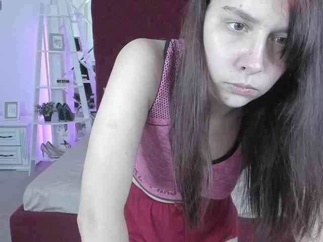Livia-Shy webcam