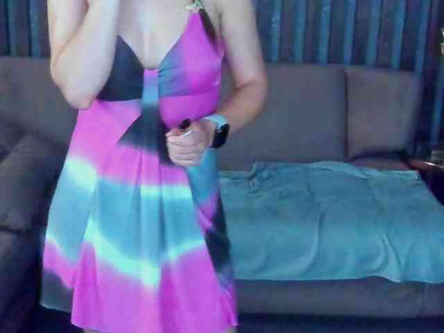 Livia-Shy webcam