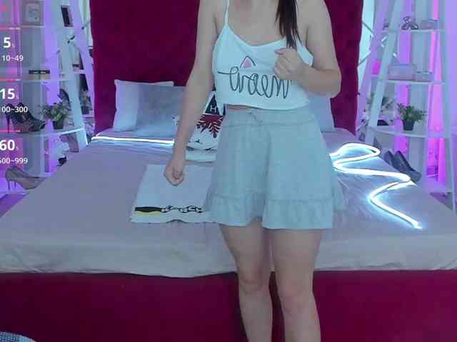 Livia-Shy webcam
