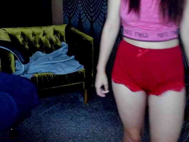 Livia-Shy webcam