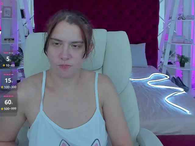 Livia-Shy webcam